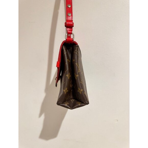 Louis Vuitton Monogram Epi Saint Michel - Picture 3 of 13